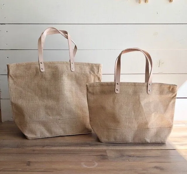 Mrs Tote Bag| Bride Tote Bag | Bachelorette Party Tote Bag | Wedding Tote Bag|Bride Bag| Bride Gift | MRS Jute Bag